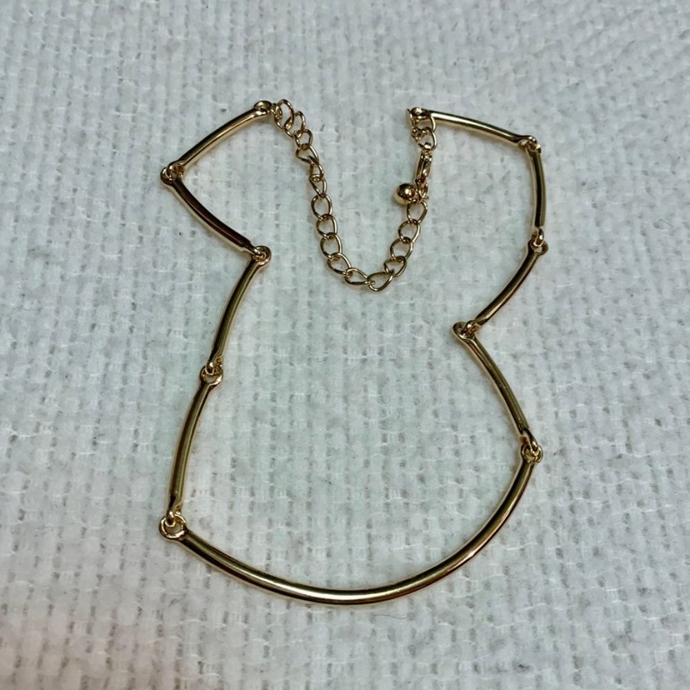 Premier Designs Gold Bar Rounded Necklace - Picture 3 of 5